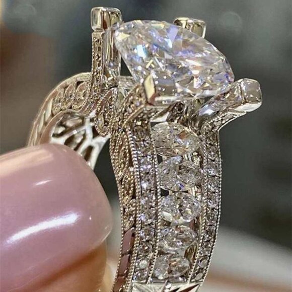 🎀Fashion Party Glitter Zircon Chunky Carved Cubic Rings for Women, MARR9… - Picture 3 of 5